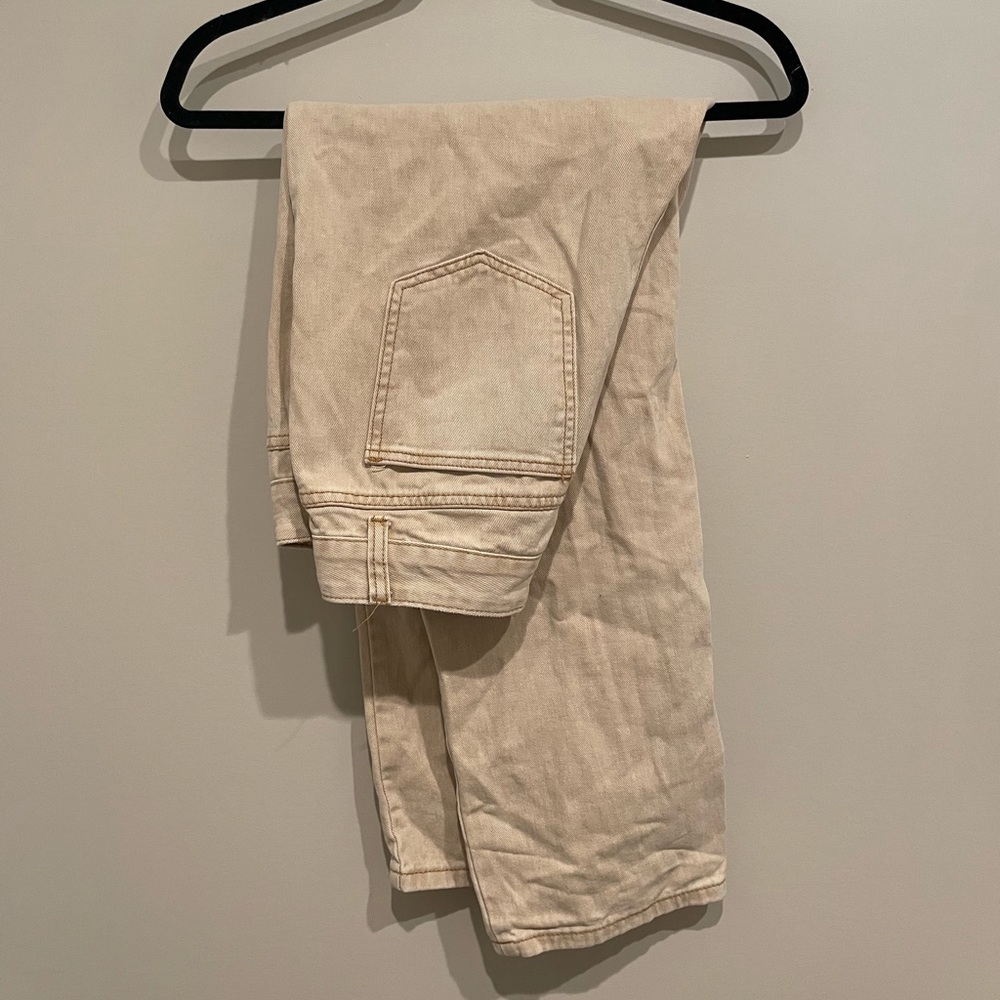 Cream jeans